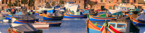 To jest charakterystyczny widok łodzi na Malcie